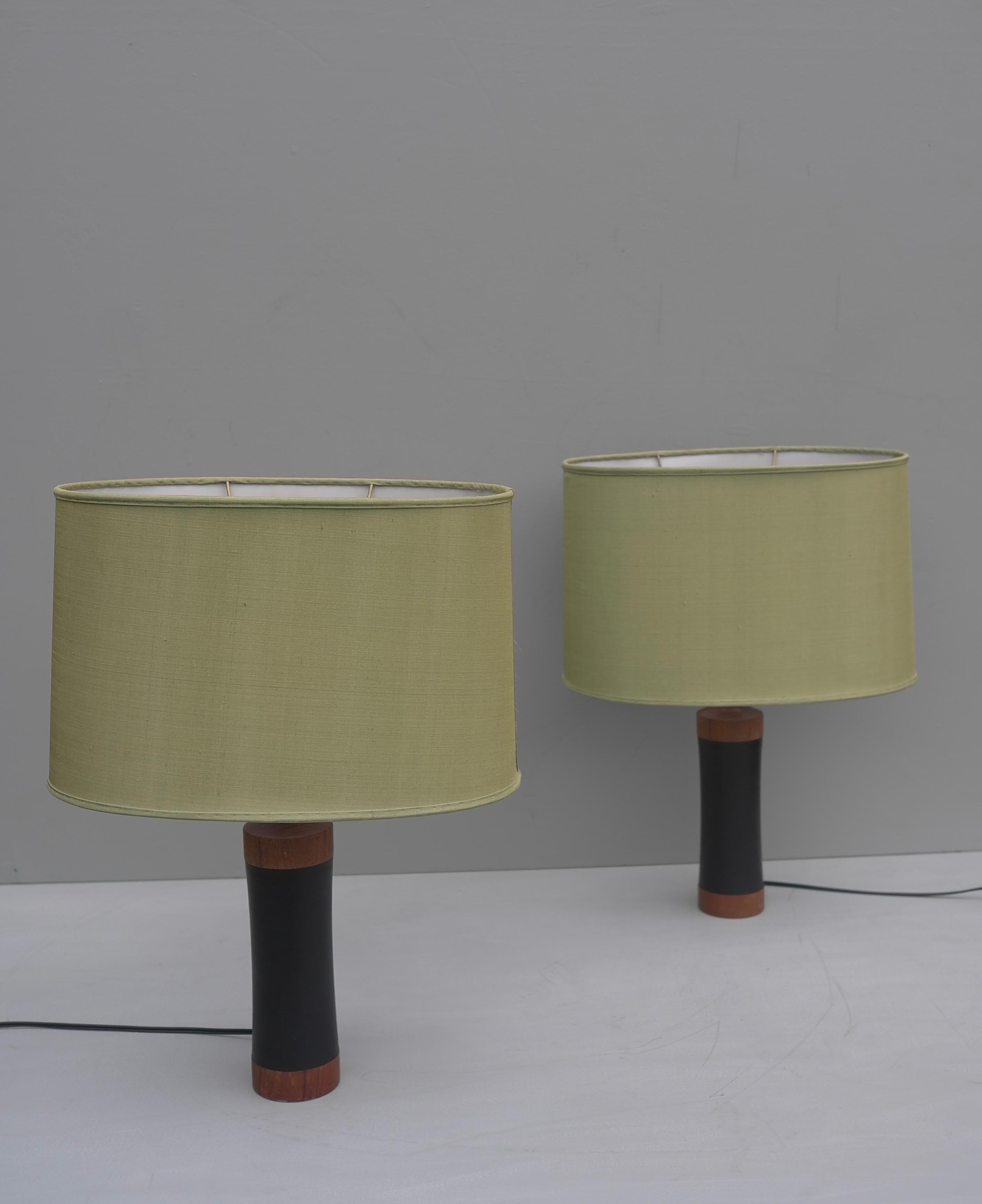 Pair of Danish Teak and Black Leather Table Lamp with Green Silk Lampshades For Sale 1