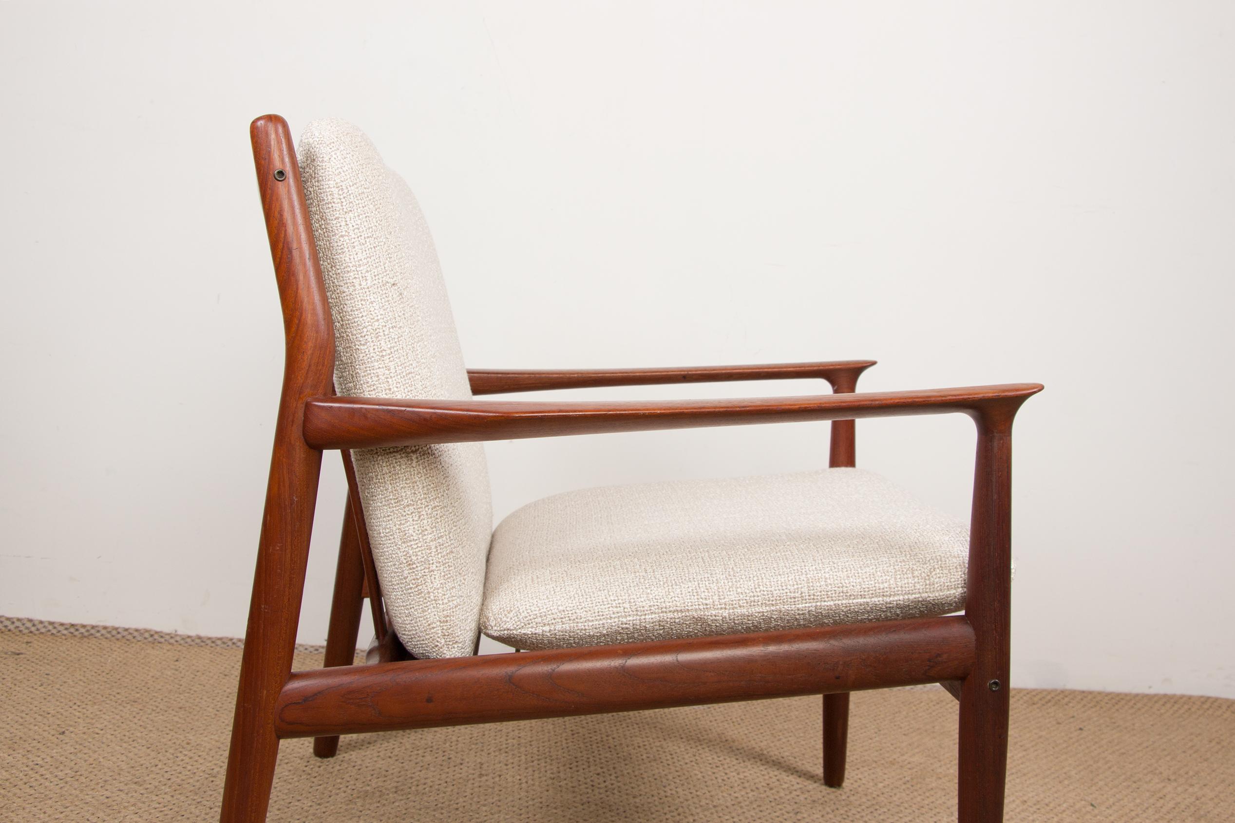 Pair of Danish Teak and New Bouclette Fabric Armchairs, by Svend Aage Eriksen 6