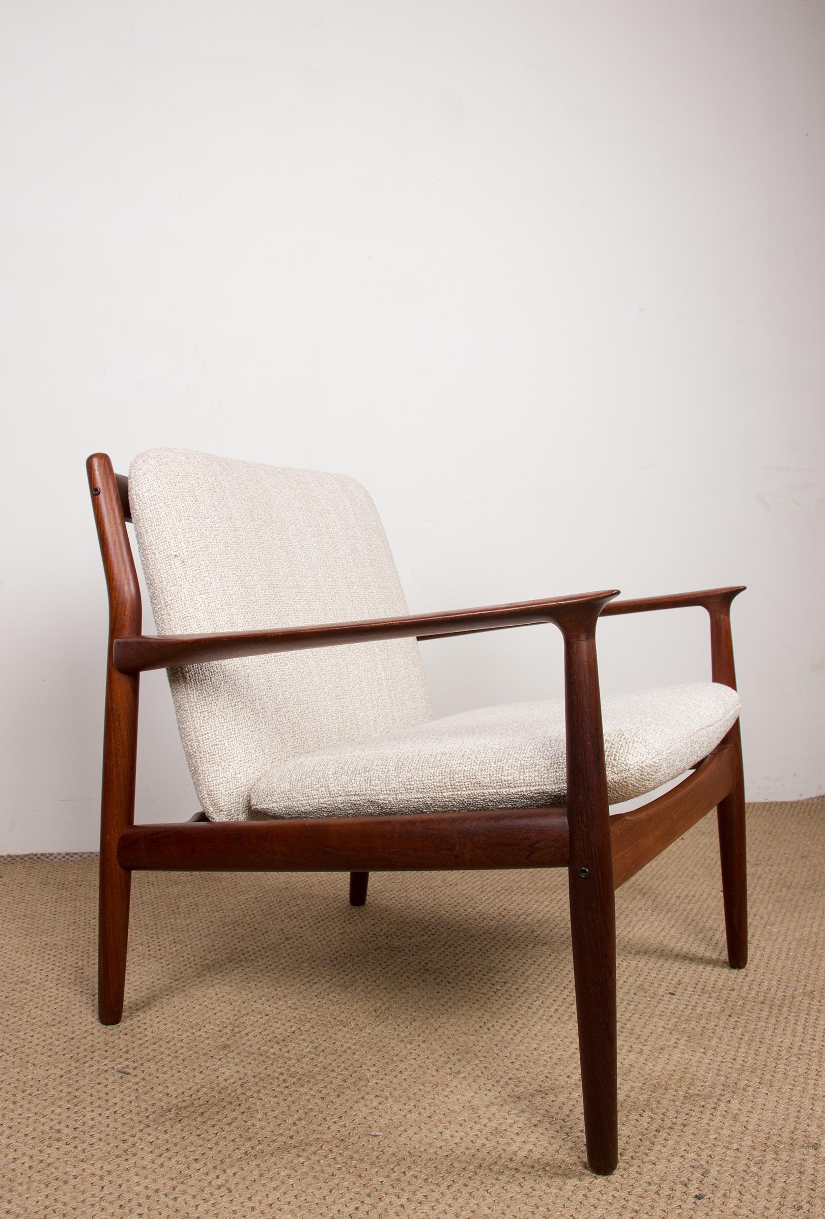 Pair of Danish Teak and New Bouclette Fabric Armchairs, by Svend Aage Eriksen 3