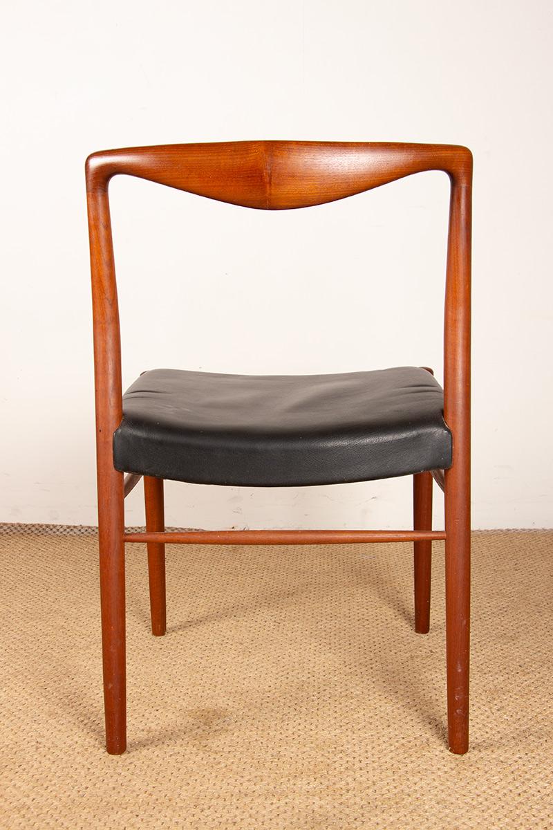 Pair of Danish teak and skai chairs by Lyngfeldt Larsen for Soren Willadsen 1960 For Sale 9
