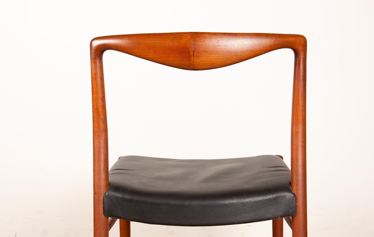 Pair of Danish teak and skai chairs by Lyngfeldt Larsen for Soren Willadsen 1960 For Sale 10
