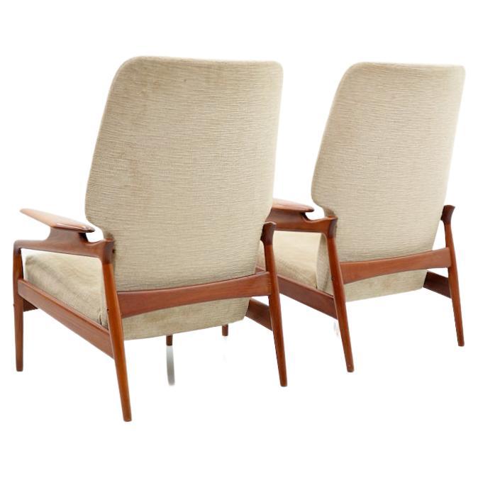 reclining lounge chair