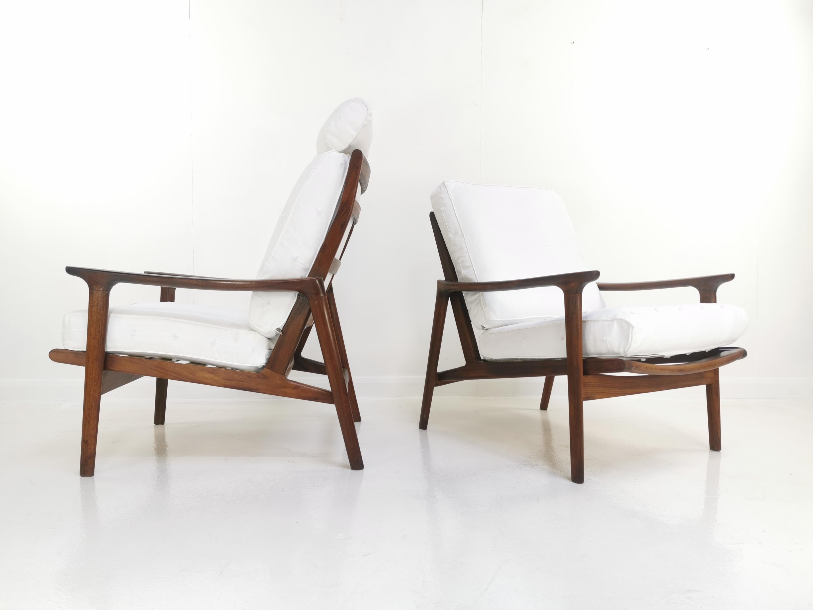 Pair of Guy Rogers Teak Lounge Easy Armchairs Mid Century Danish Design, 1960s 2