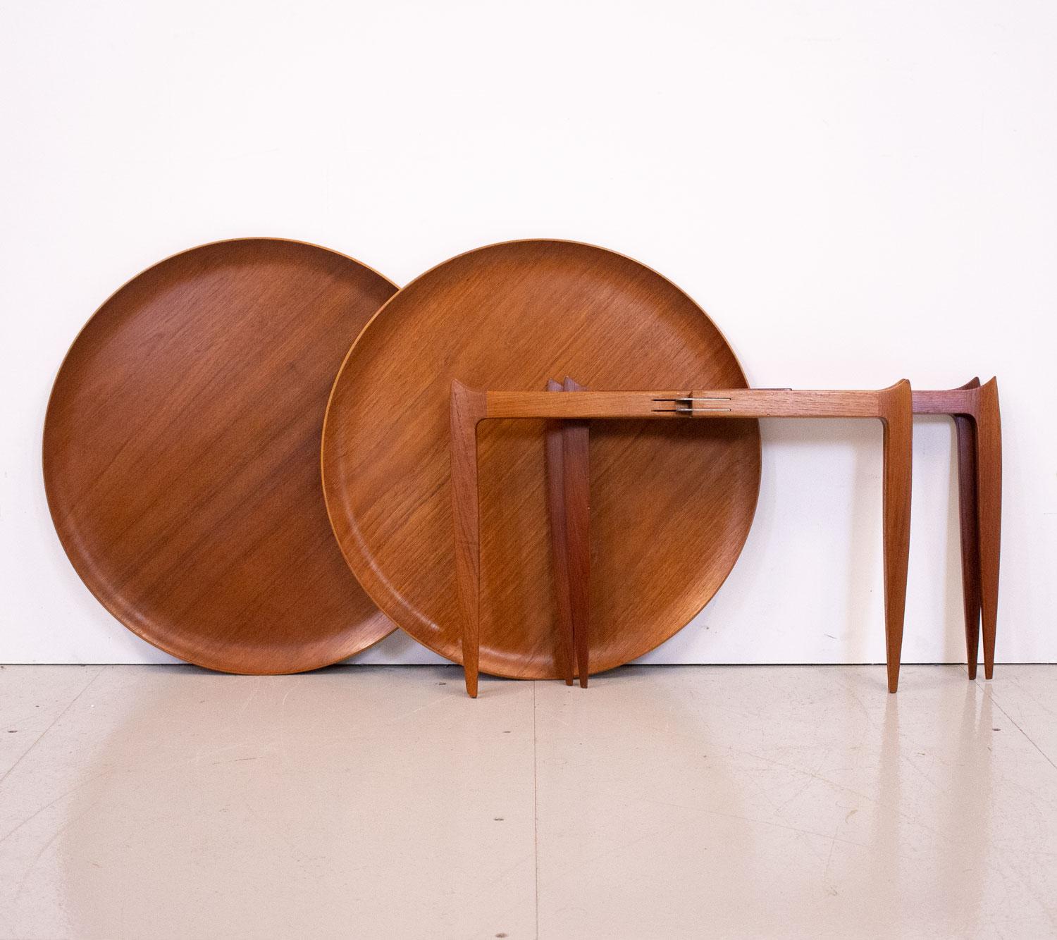 20th Century Pair of Danish Teak Model 4508 Tray Tables by Fritz Hansen, 1950s For Sale