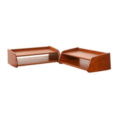 Coppia di mensole pensili in teak danese con bordi arrotondati / comodini minimalisti