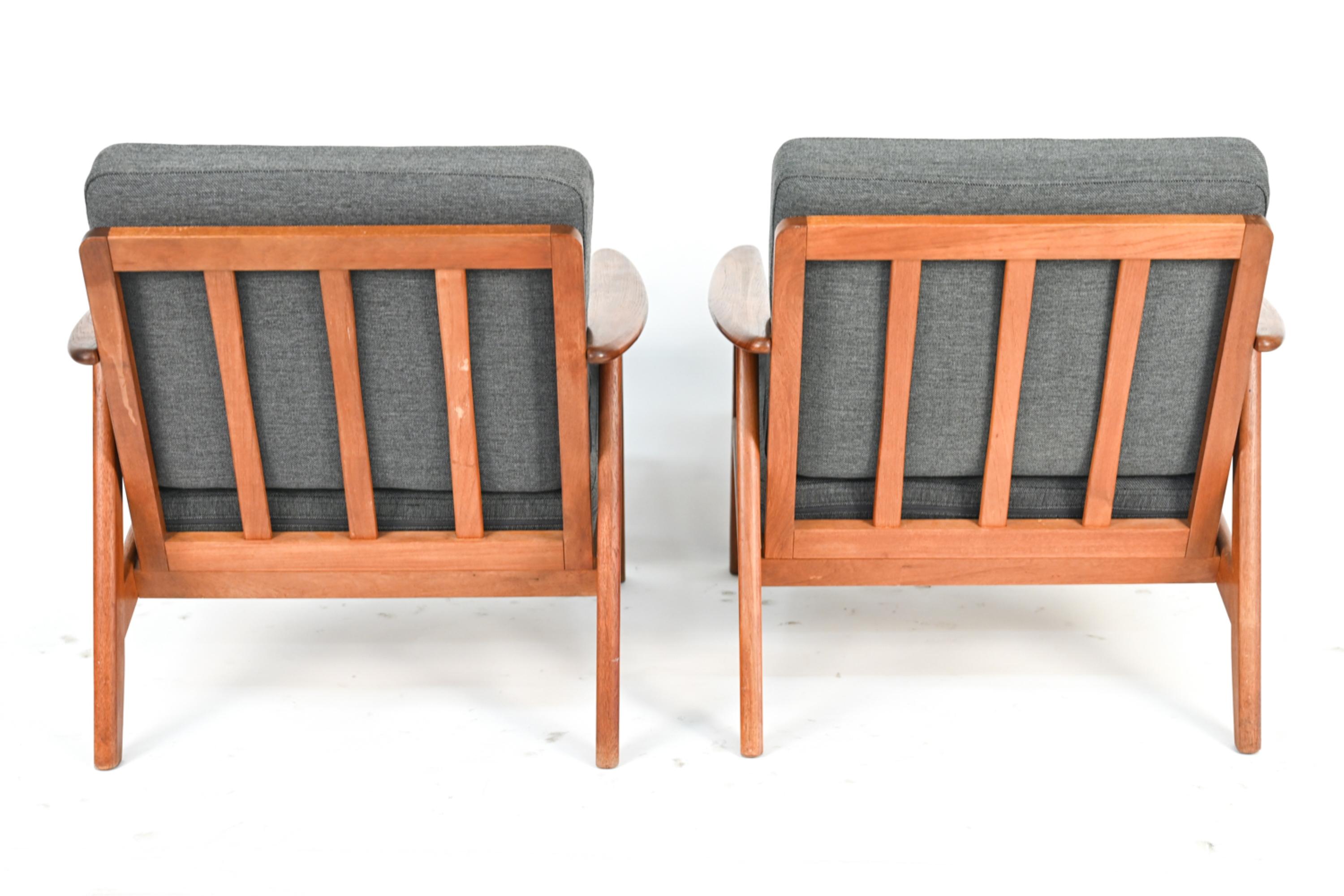 Pair of Danish Teak Easy Chairs For Sale 4