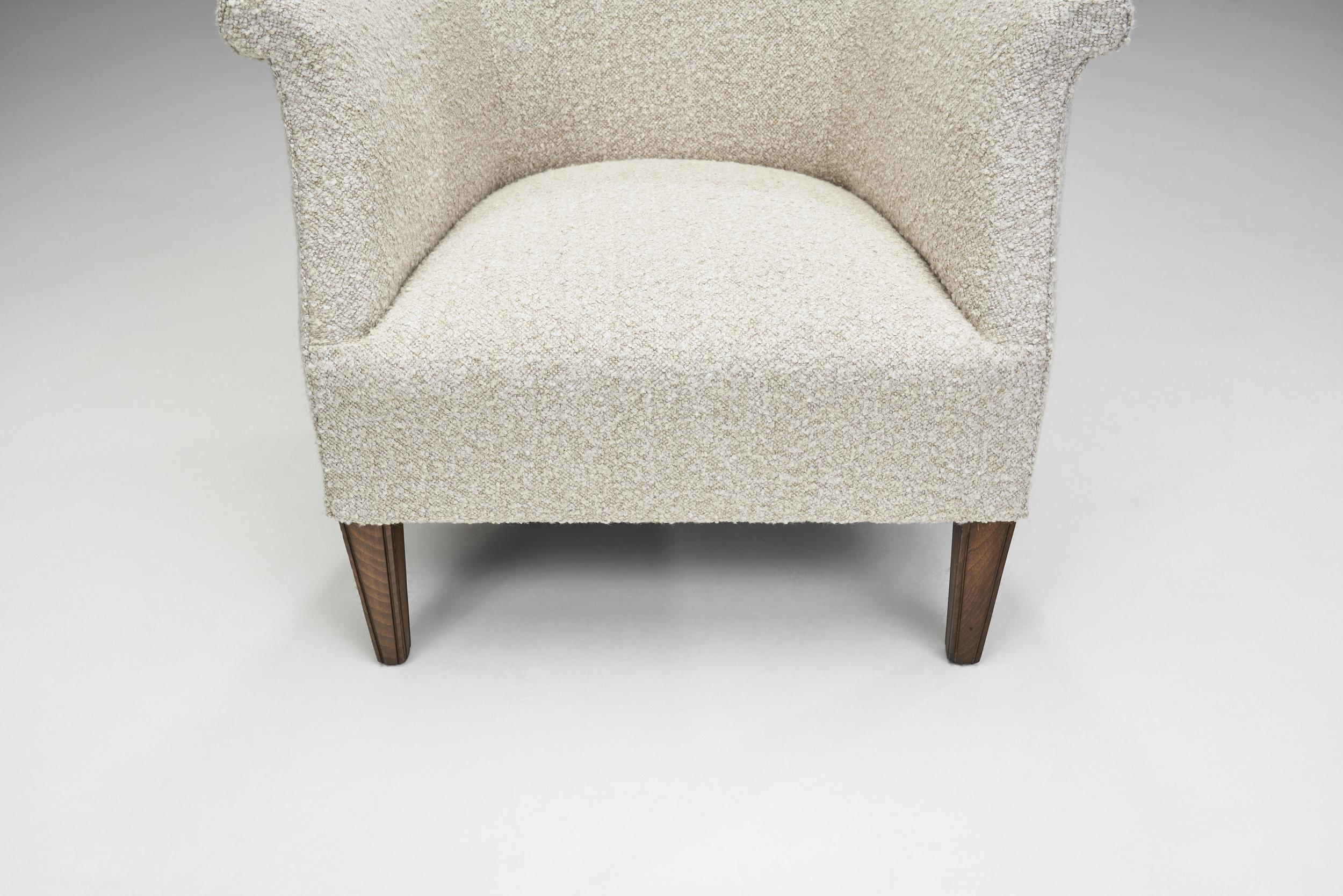 Pair of Danish Upholstered Easy Chairs with Beech Legs, Denmark 1940s For Sale 7