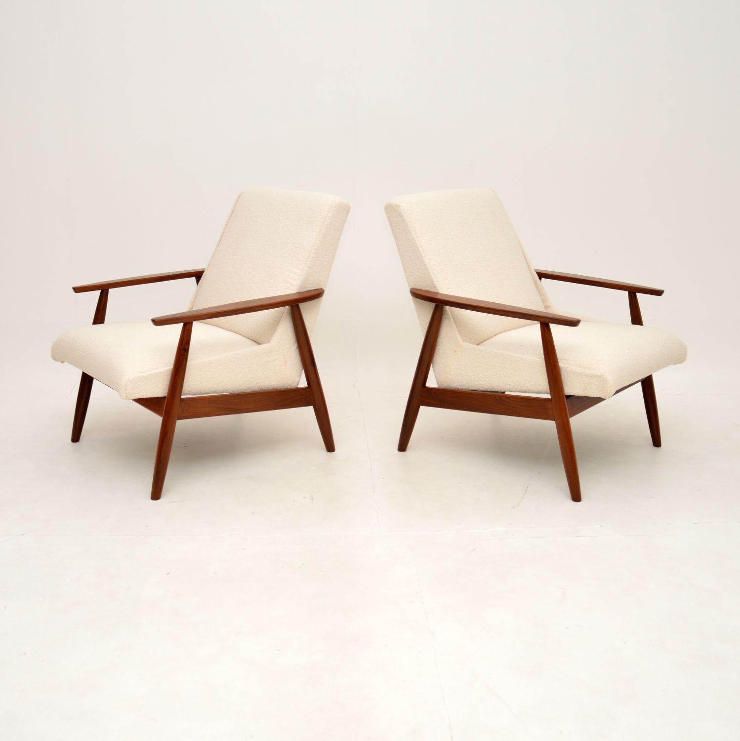Mid-Century Modern Pair of Danish Vintage Armchairs For Sale