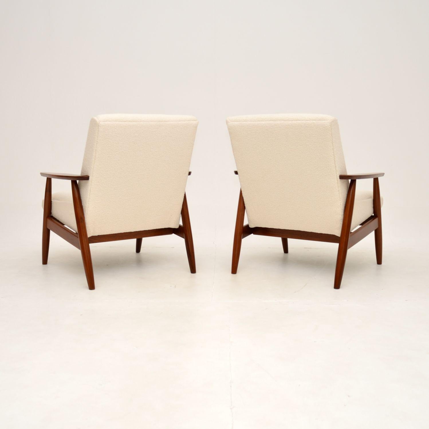 Danois Paire de fauteuils danois vintage dans le style d'Arne Vodder en vente