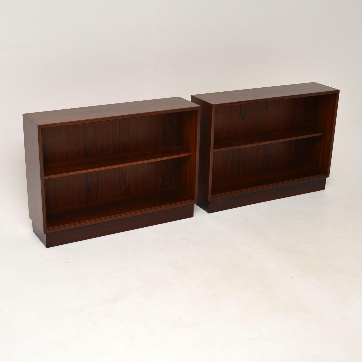 Pair of Danish Vintage Bookcases by Randers In Good Condition In London, GB