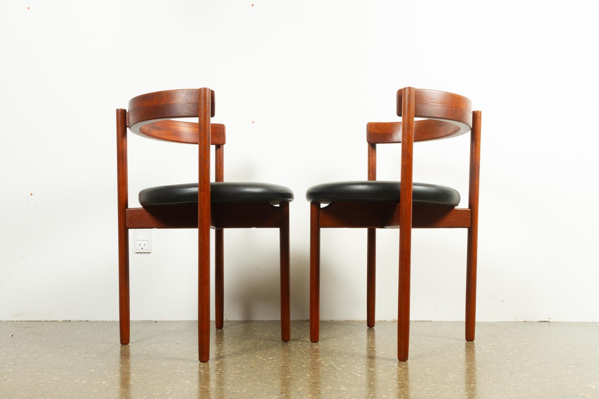 Pair of Danish Vintage Chairs by Hugo Frandsen, 1960s 5