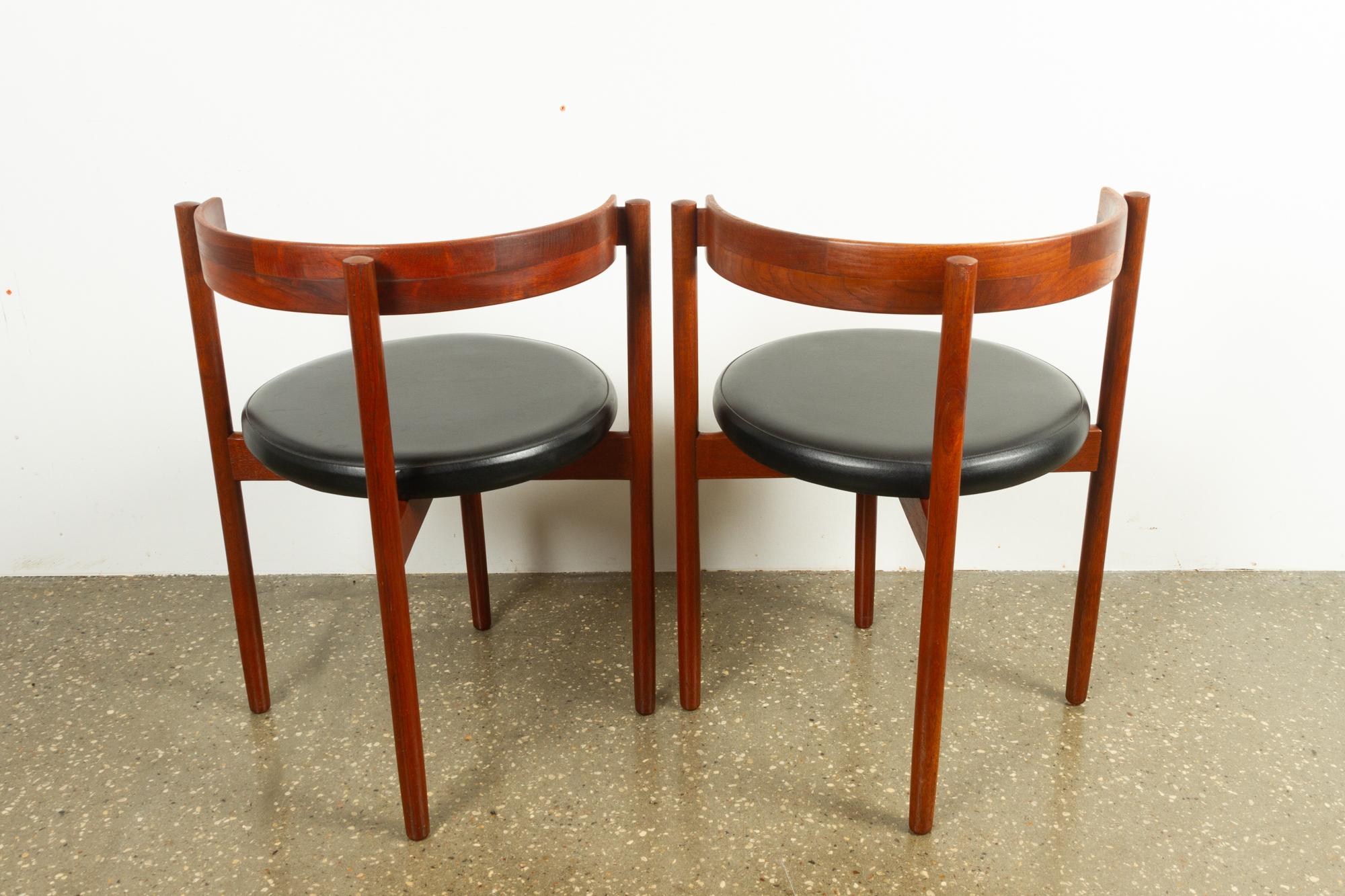 Pair of Danish Vintage Chairs by Hugo Frandsen, 1960s 6