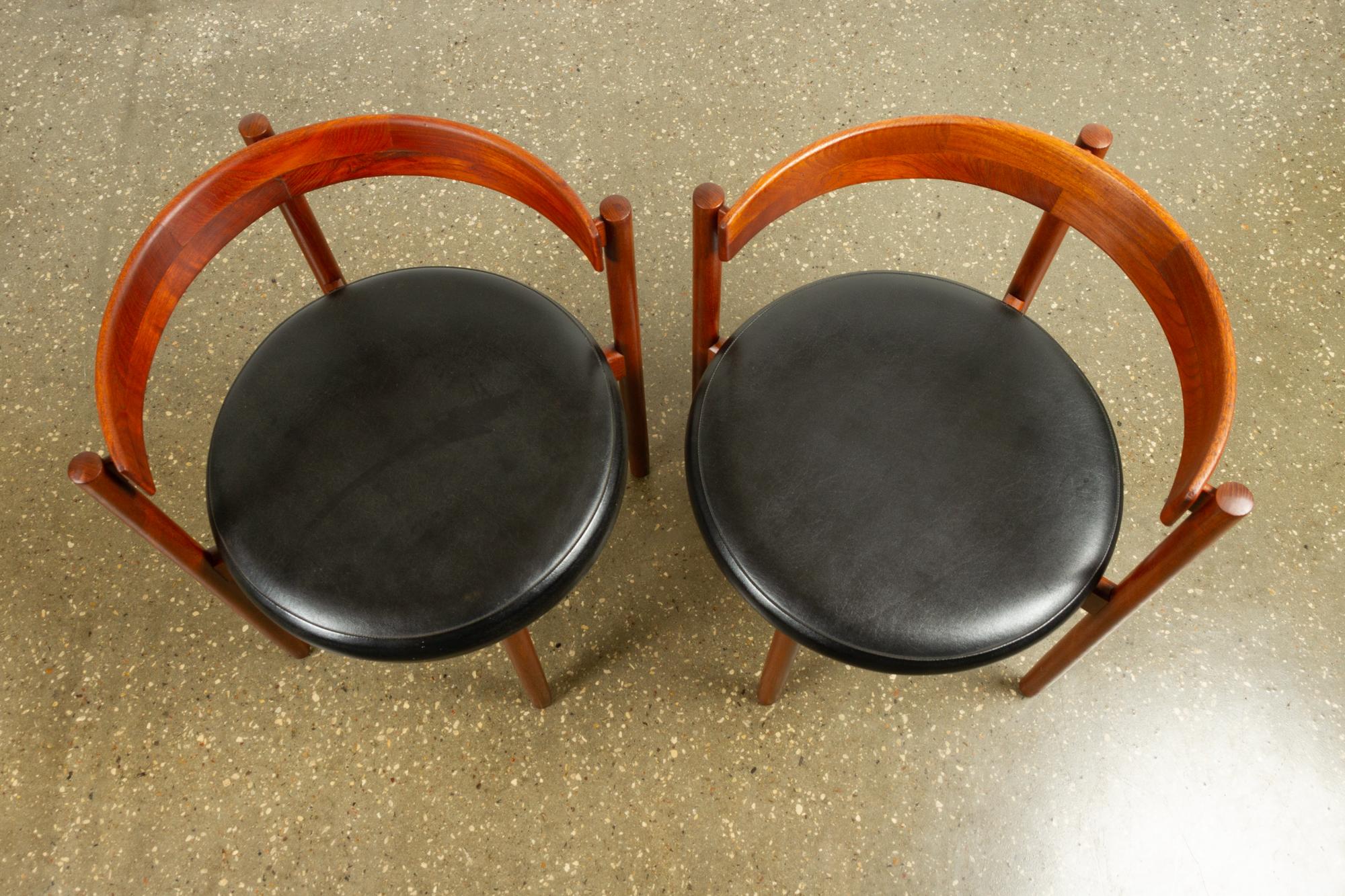 Pair of Danish Vintage Chairs by Hugo Frandsen, 1960s 12