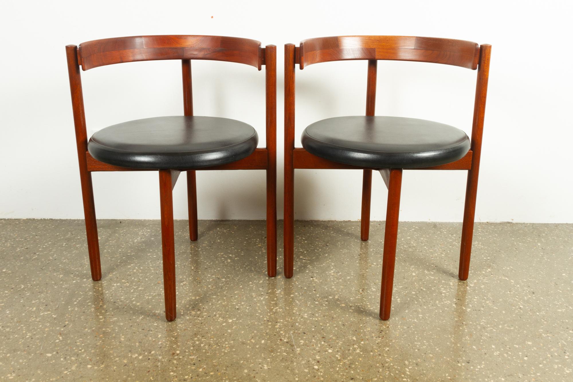 Pair of Danish Vintage Chairs by Hugo Frandsen, 1960s 3