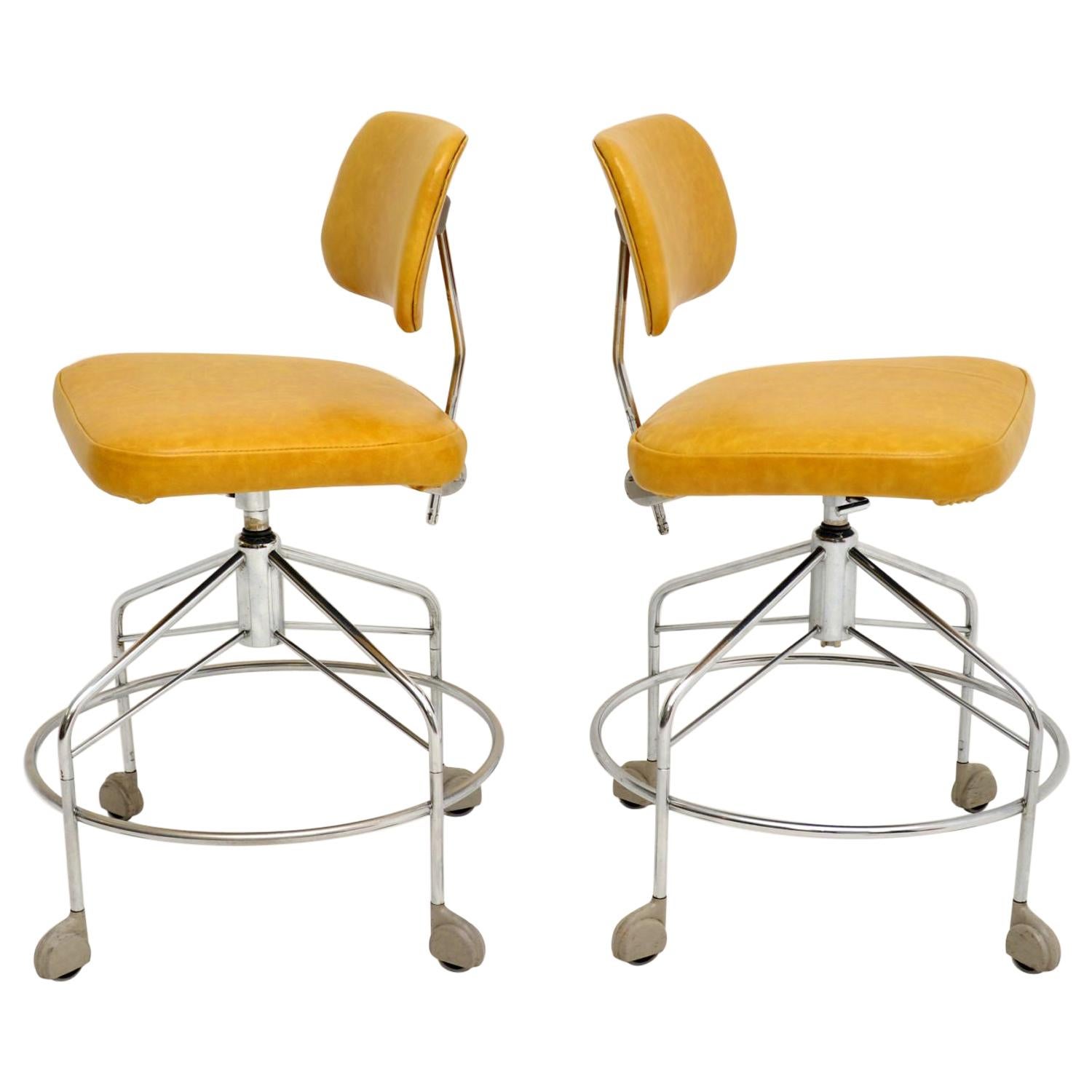 Pair of Vintage Castro Swivel Barrrel Chairs at 1stDibs