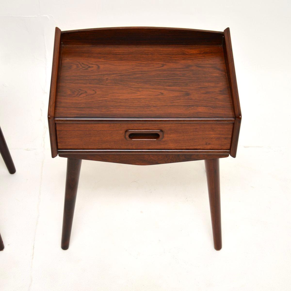 Bois Paire de tables de chevet danoises Vintage Midcentury en vente