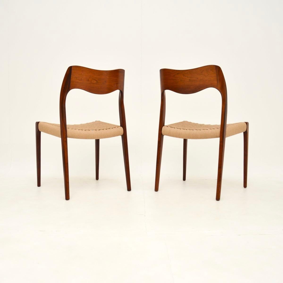 Pair of Danish Vintage Model 71 Chairs by Niels Moller In Good Condition In London, GB