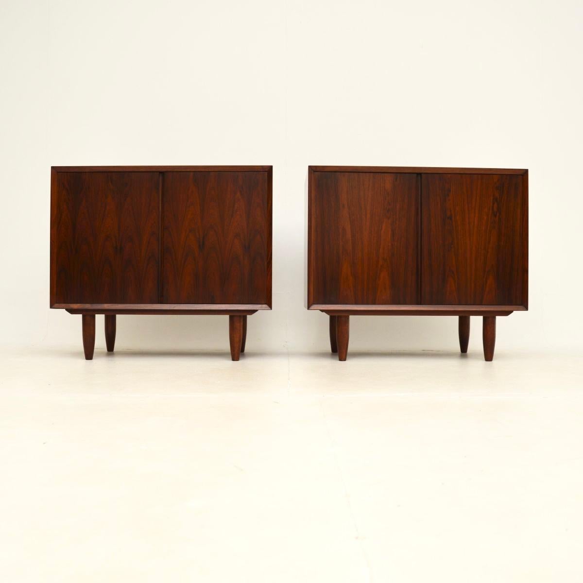 Mid-Century Modern Paire d'armoires d'appoint danoises vintage par Poul Cadovius