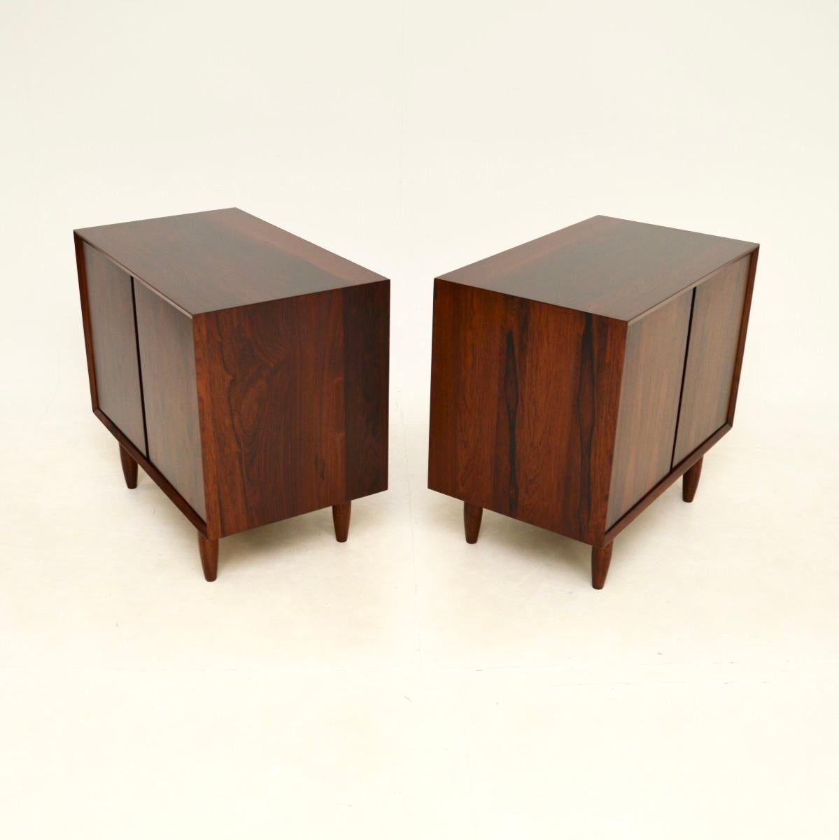 Bois Paire d'armoires d'appoint danoises vintage par Poul Cadovius