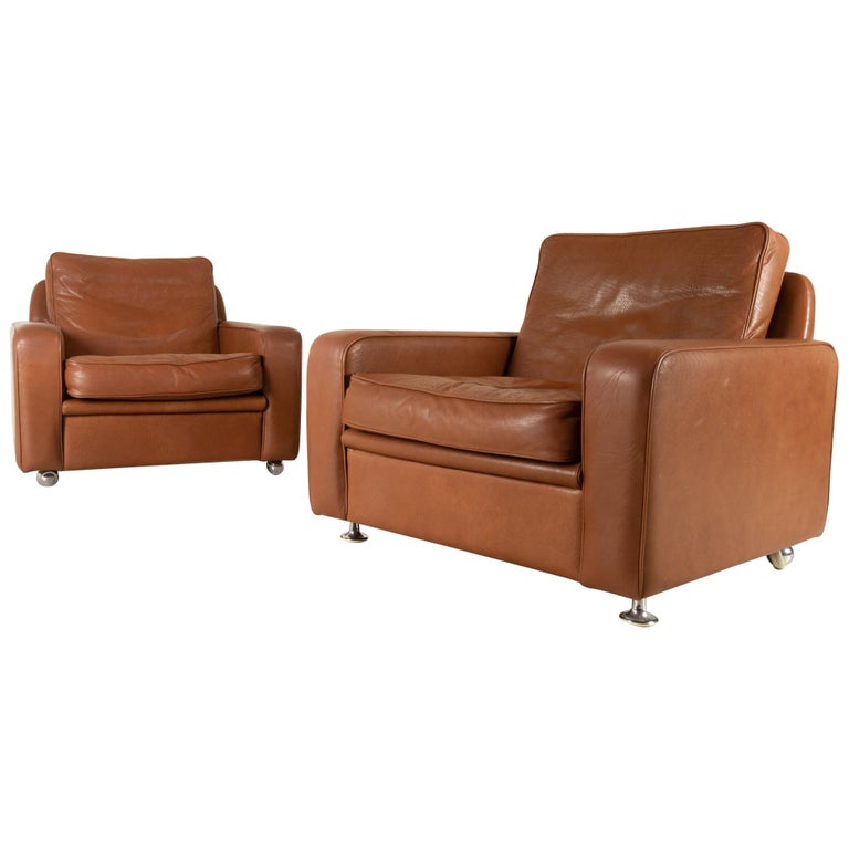 Leather Club Chairs 805 For Sale At 1stdibs