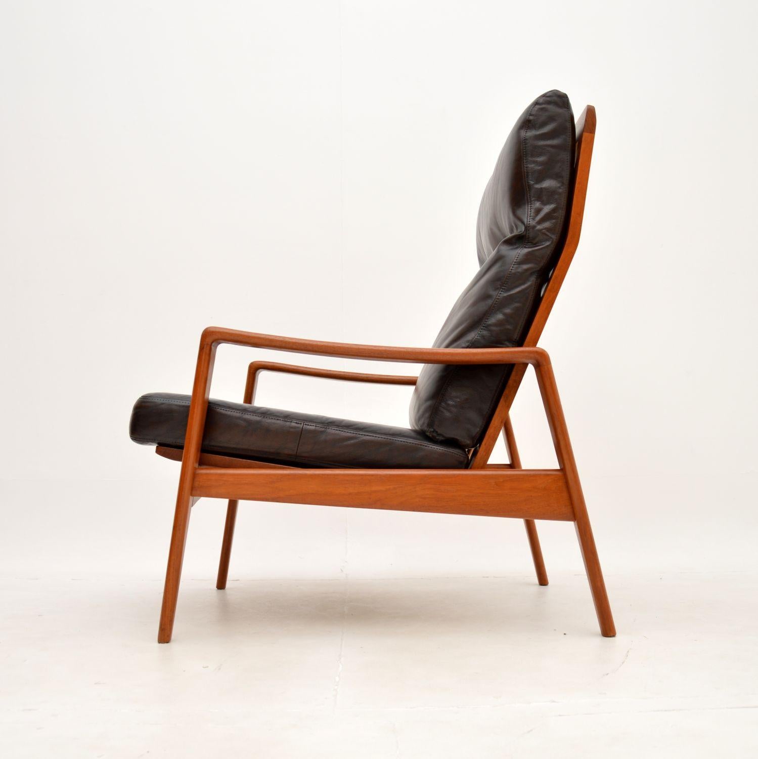 Paar dänische Vintage-Sessel aus Teakholz und Leder von Arne Wahl Iversen im Angebot 2