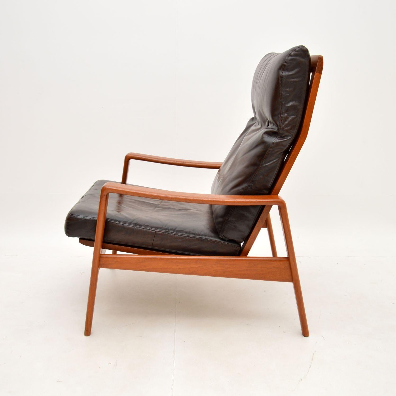 Paar dänische Vintage-Sessel aus Teakholz und Leder von Arne Wahl Iversen im Angebot 3