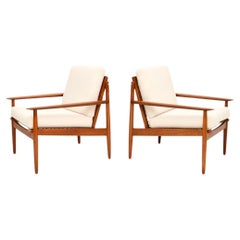 Pair of Danish Vintage Teak Armchairs by Arne Vodder
