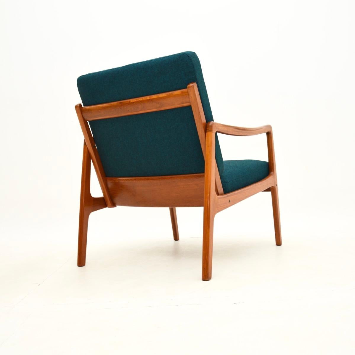 Pareja de sillones daneses vintage de teca de Ole Wanscher en venta 1