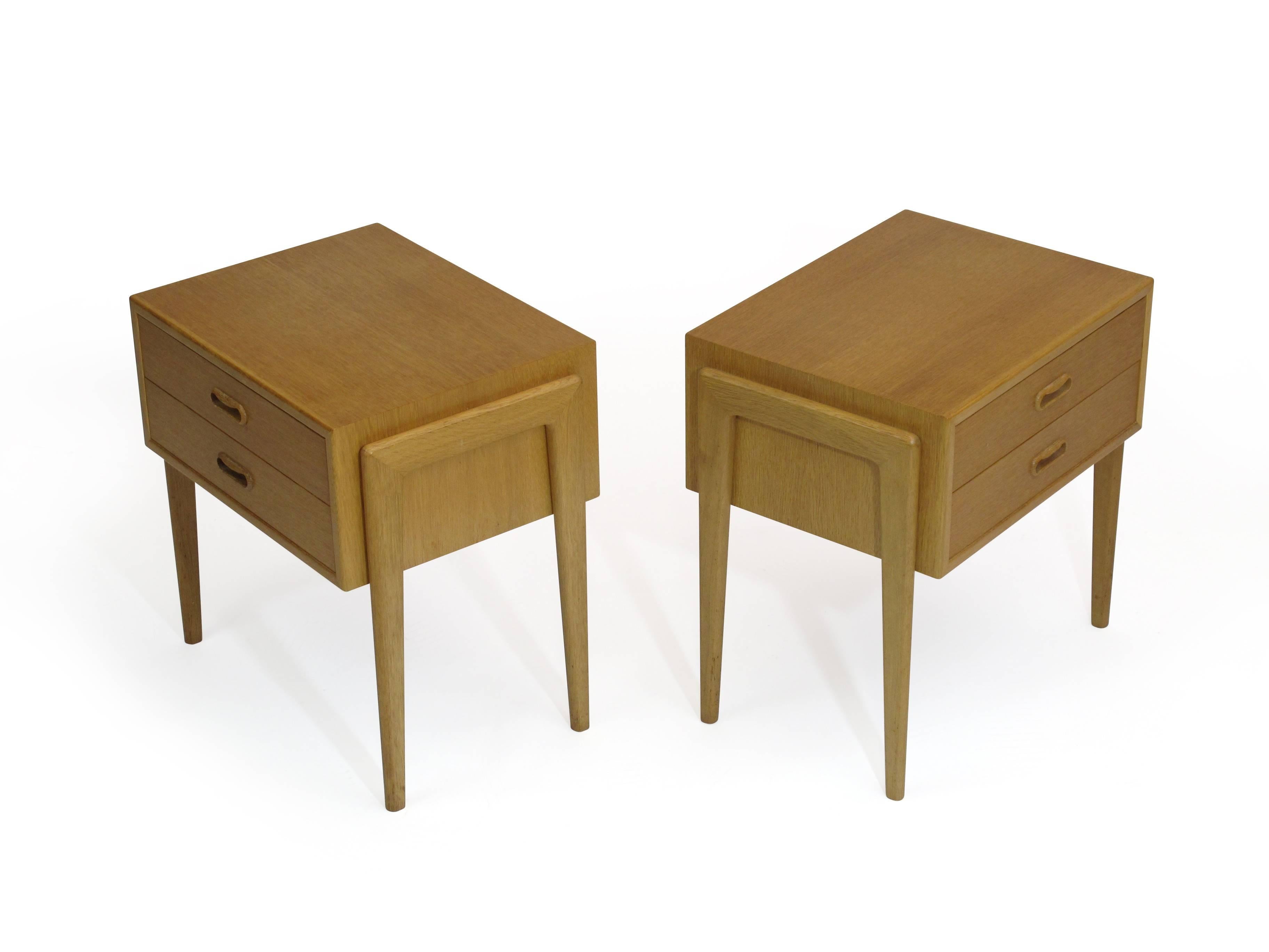 Pair of Danish White Oak Nightstands Side Tables In Excellent Condition In Oakland, CA