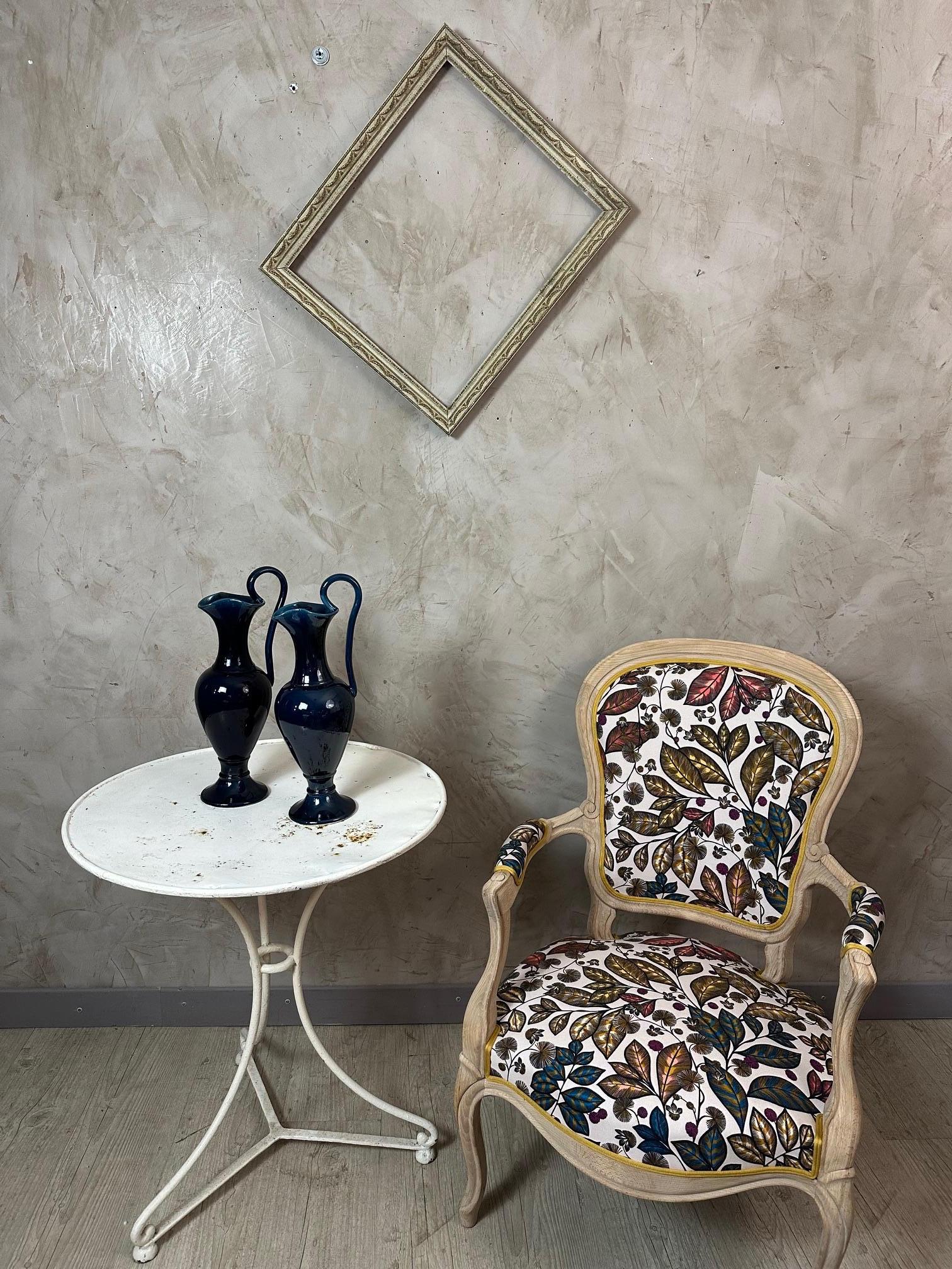 Paire d'aiguières en céramique bleu foncé signées des années 1960 en vente 5