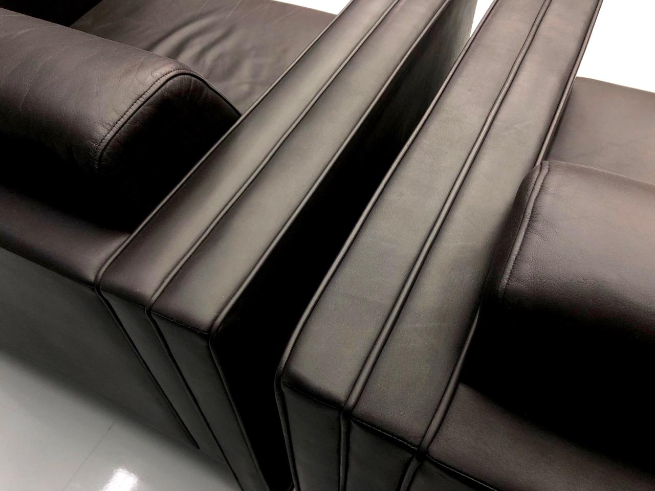 Pair of Dark Blue Leather Lounge Chairs by Walter Knoll, 1975 In Good Condition In Frankfurt / Dreieich, DE