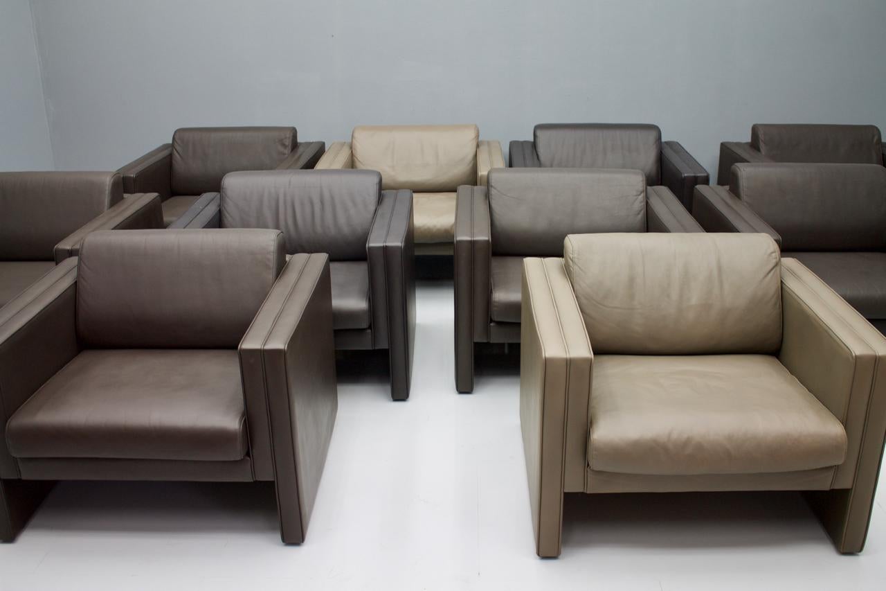 Pair of Dark Blue Leather Lounge Chairs by Walter Knoll, 1975 1