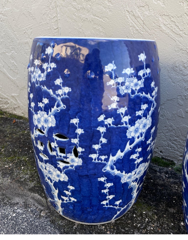 Pair of Dark Blue and White Floral Design Garden Seats For Sale at 1stDibs