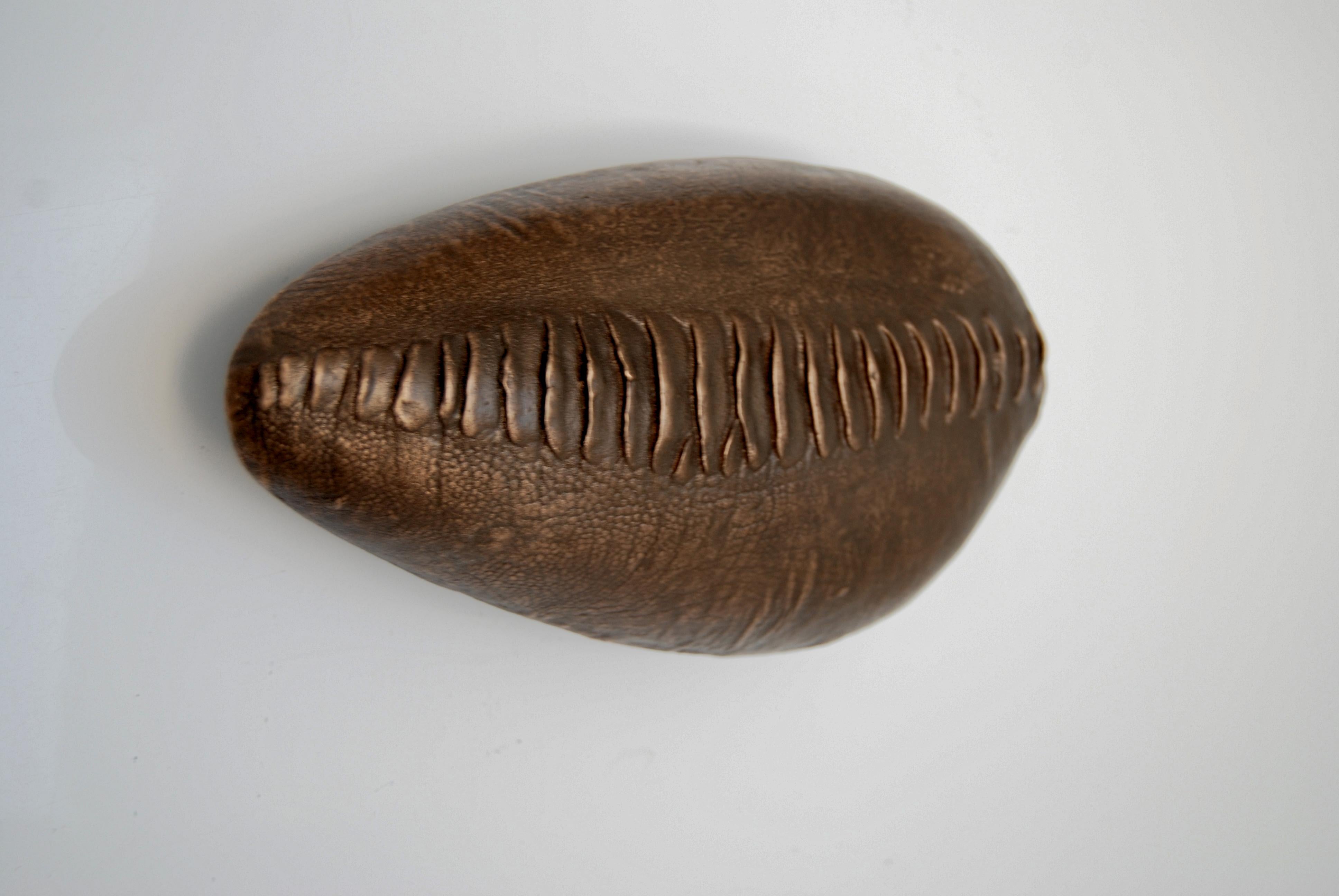 XXI secolo e contemporaneo Coppia di posacenere in bronzo scuro di FAKASAKA Design in vendita