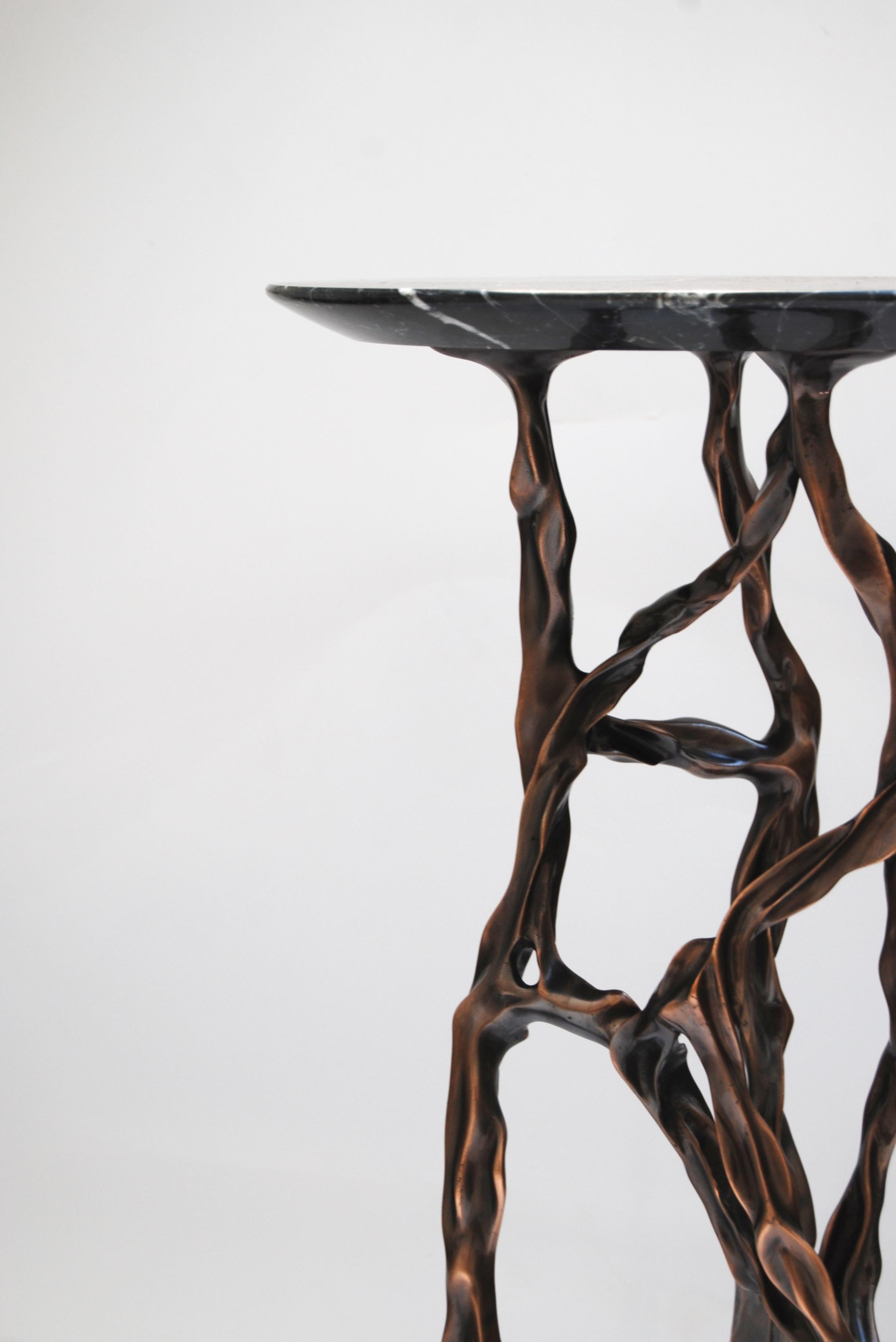 Pair of dark bronze side tables with Marquina marble top by Fakasaka Design
Dimensions: W 28 x D 28 x H 62 cm
Materials: Dark bronze, Nero Marquina marble.

 