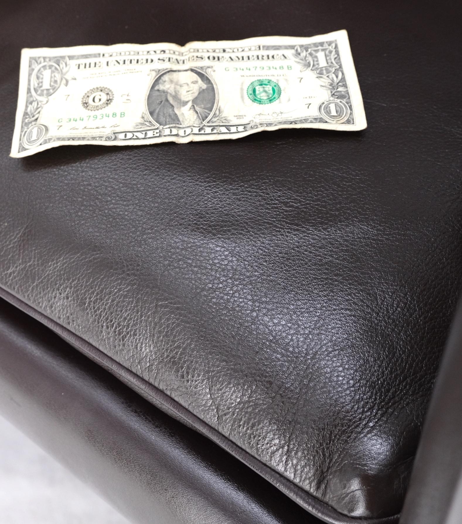 Paar dunkelbraune pflaumenbraune Leder-Beistellstühle Mario Bellini für Cassina Mint im Angebot 8