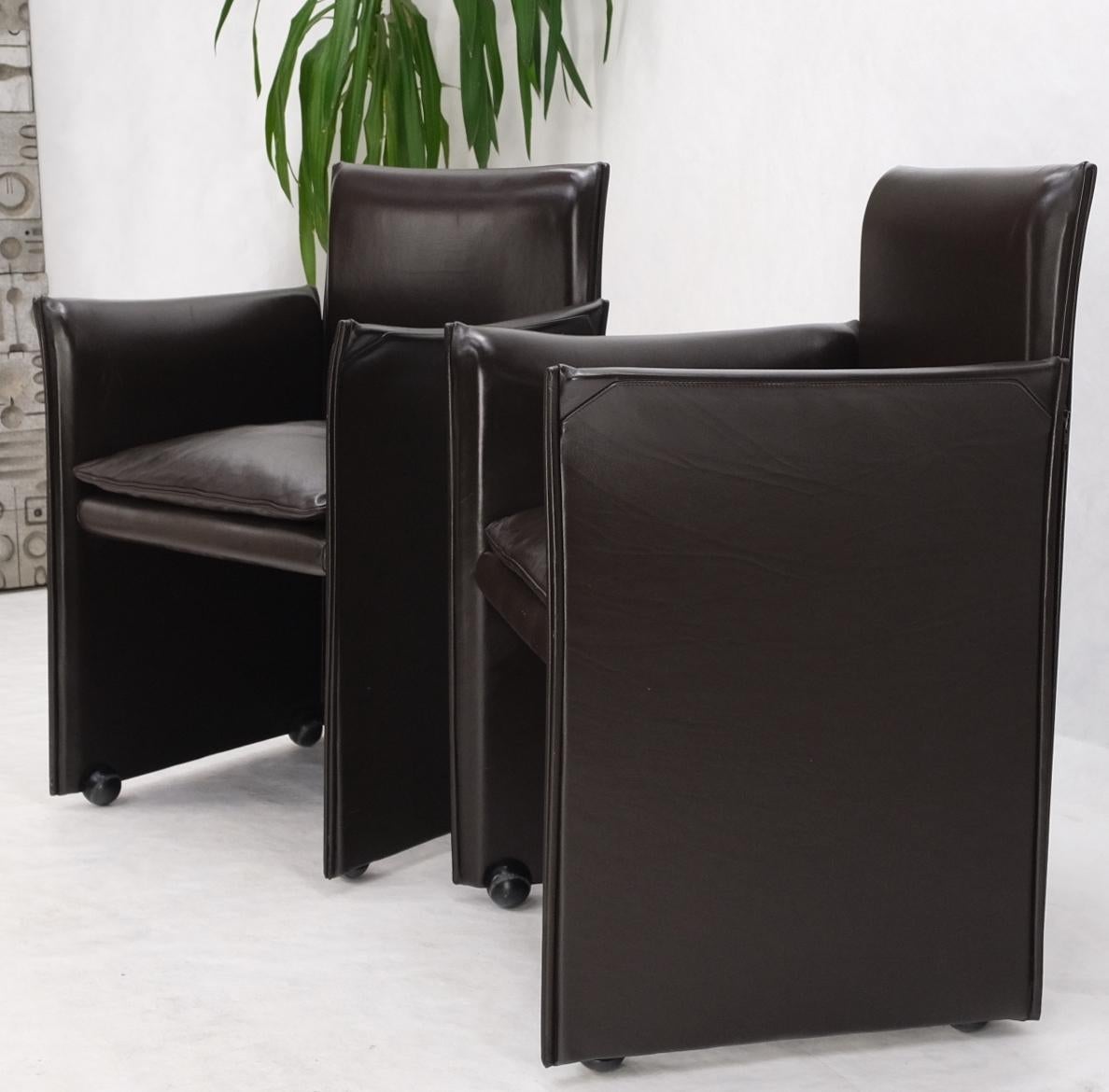Pair of Dark Brown Plum Leather Break Side Chairs Mario Bellini for Cassina Mint For Sale 11