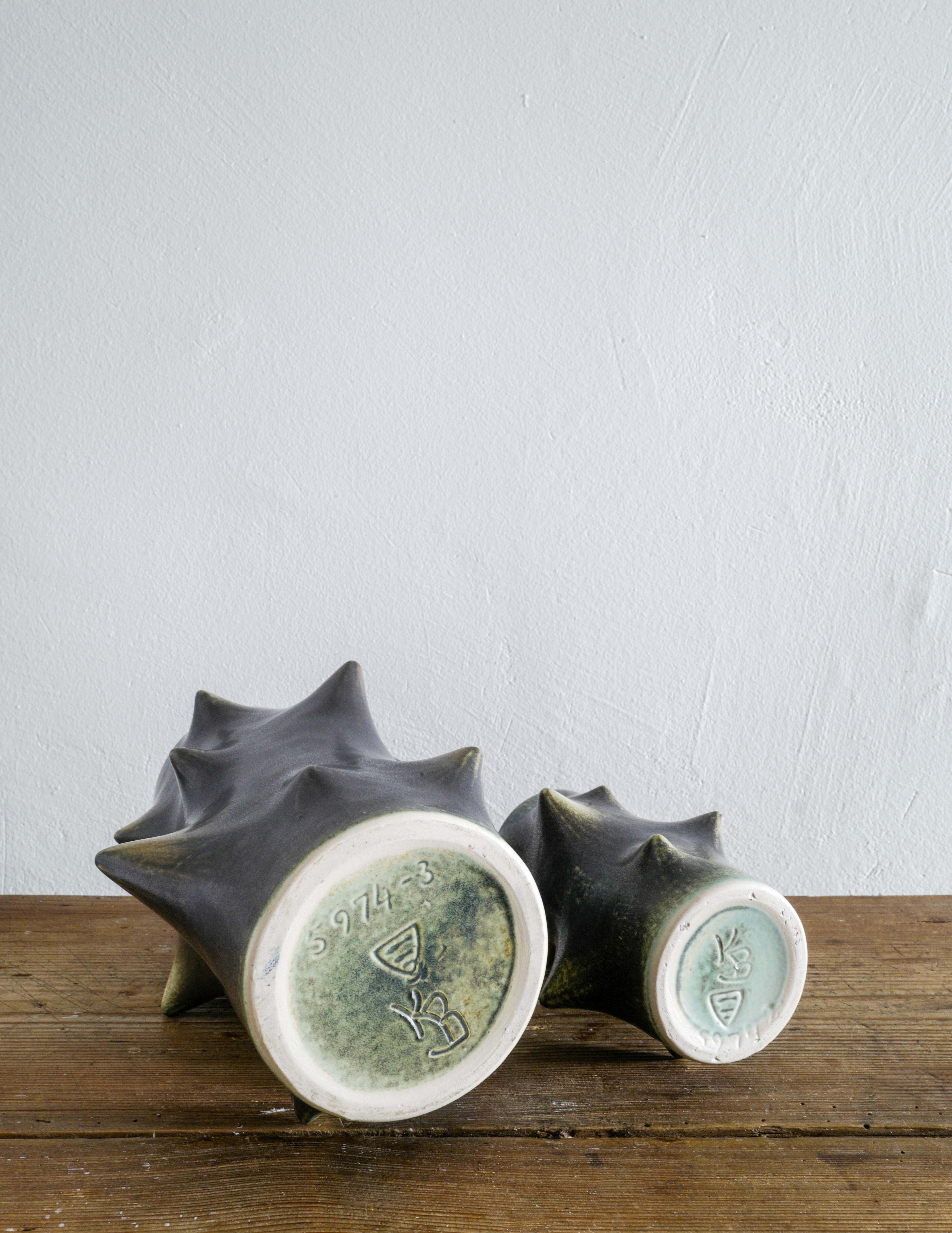 Pair of Dark Green Knud Basse Thorn Vases Produced by Michael Andersen, Denmark For Sale 2