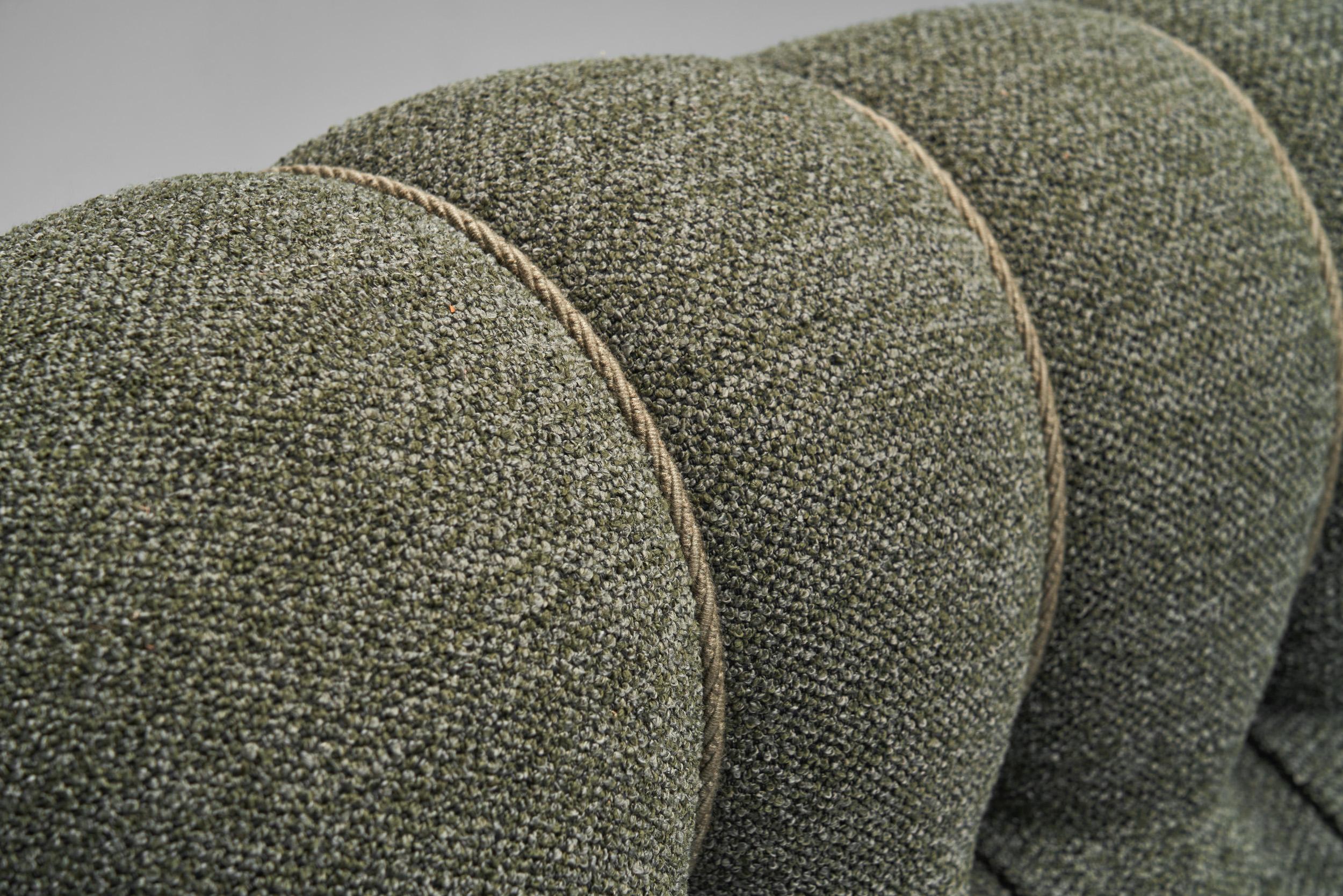 Paire de fauteuils tapissés vert foncé, Scandinavie 1950s en vente 1