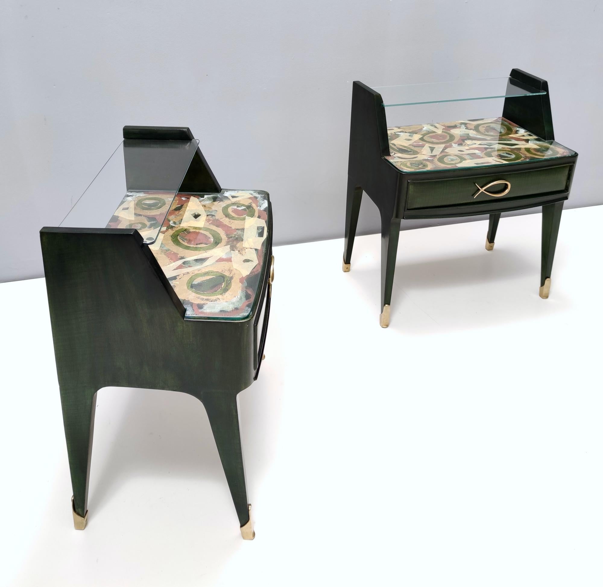 Mid-Century Modern Pair of Dark Green Wooden Nightstands in 1950s Style with a Decorated Top, Italy For Sale