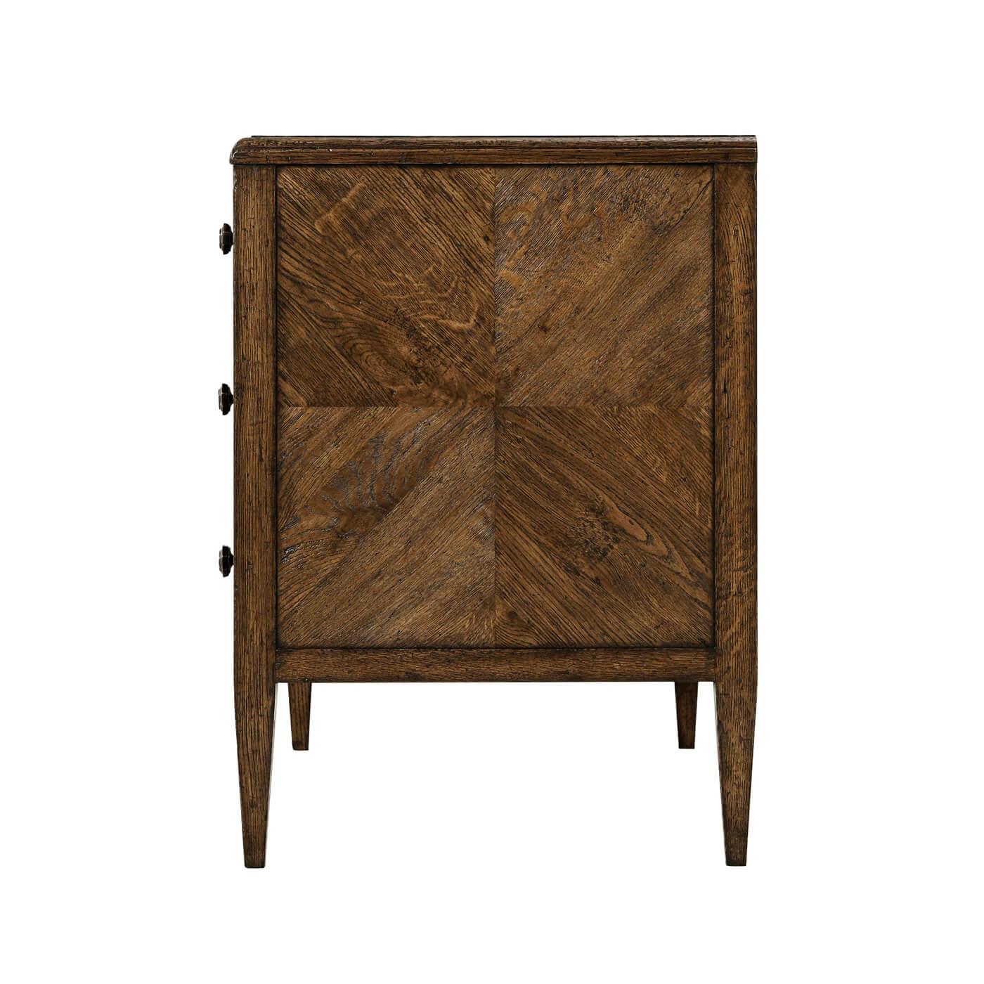 Vietnamita Coppia di comò in parquet di Oak scuro in vendita