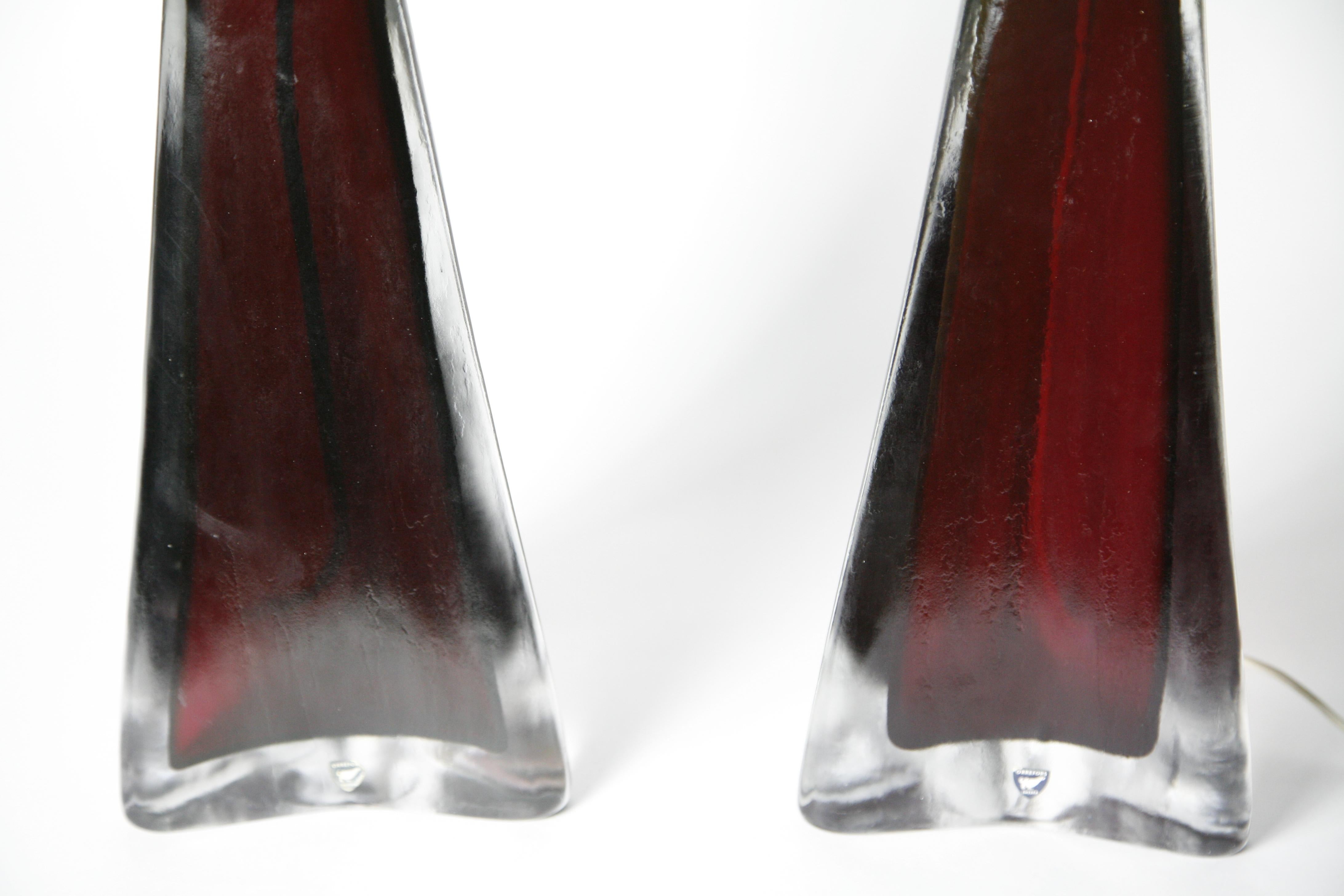 Pair of Dark Red Triangular Orrefors Lamp, Sweden, 1950 2