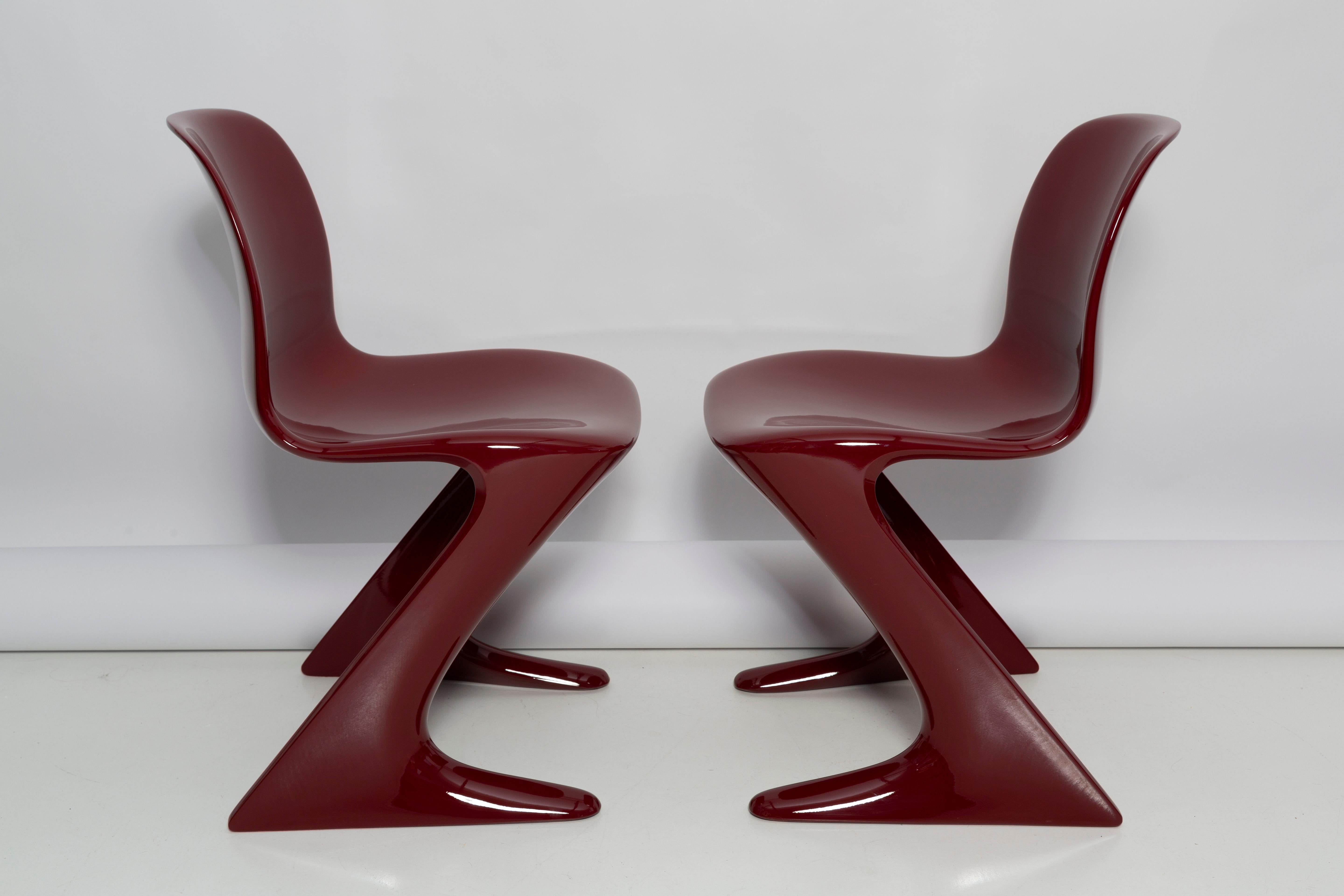 Lacquered Pair of Dark Red Wine Kangaroo Chairs Designed by Ernst Moeckl, Germany, 1968 For Sale