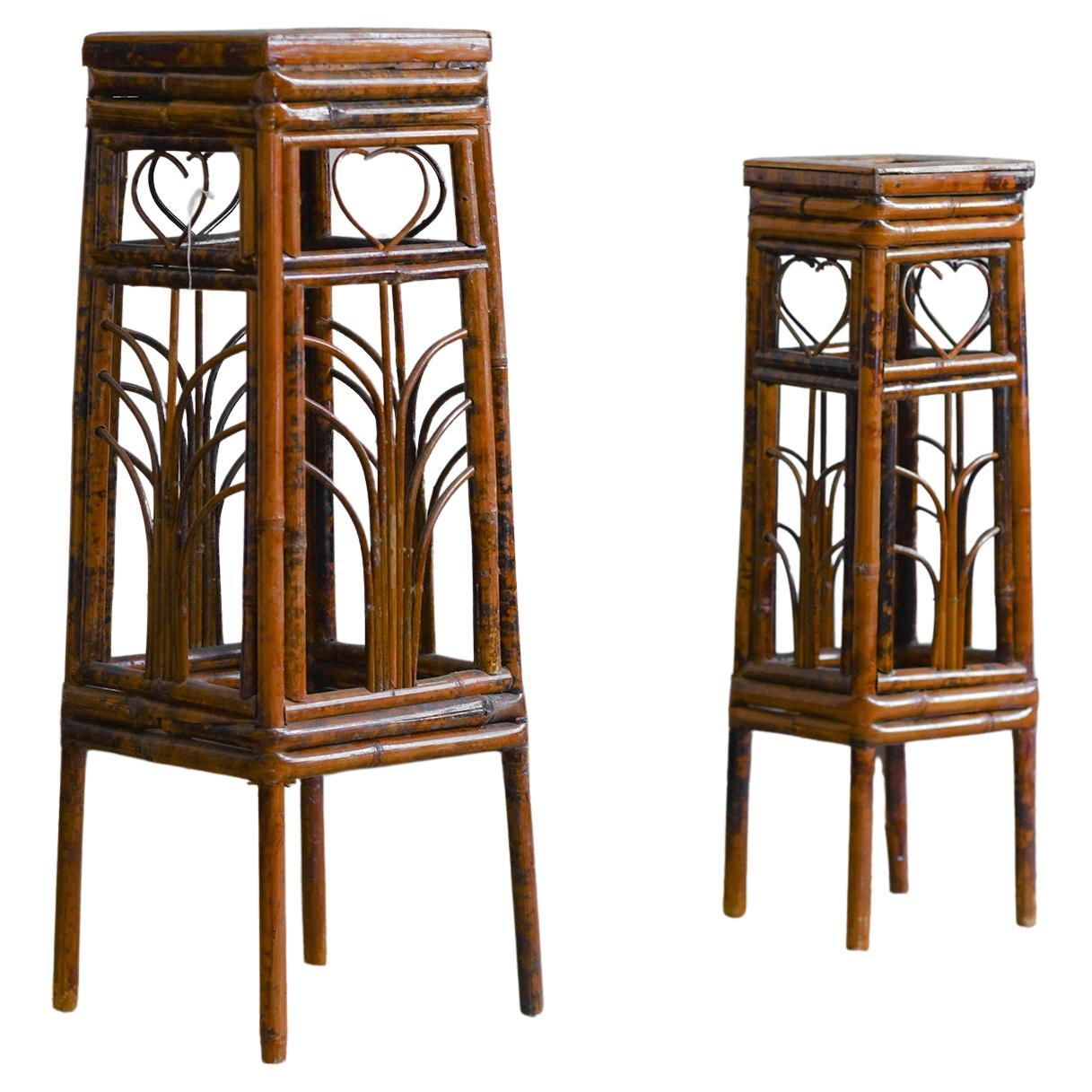 Coppia di portapiante in vimini scuro
Dettagli del prodotto
Dalla residenza di Antonello Falqui - Falqui Collection.
Dimensioni del supporto grande: 27 L x 74 H x 27 P cm
Dimensioni del supporto piccolo: 18,5 L x 64,5 H x 18,5 P cm
Se vuoi