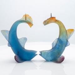 Paire de bougeoirs en verre d'art Daum à poissons multicolores, France