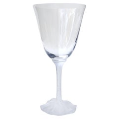 Pareja de Copas de Vino Tinto Daum Modelo "Bouton Rose