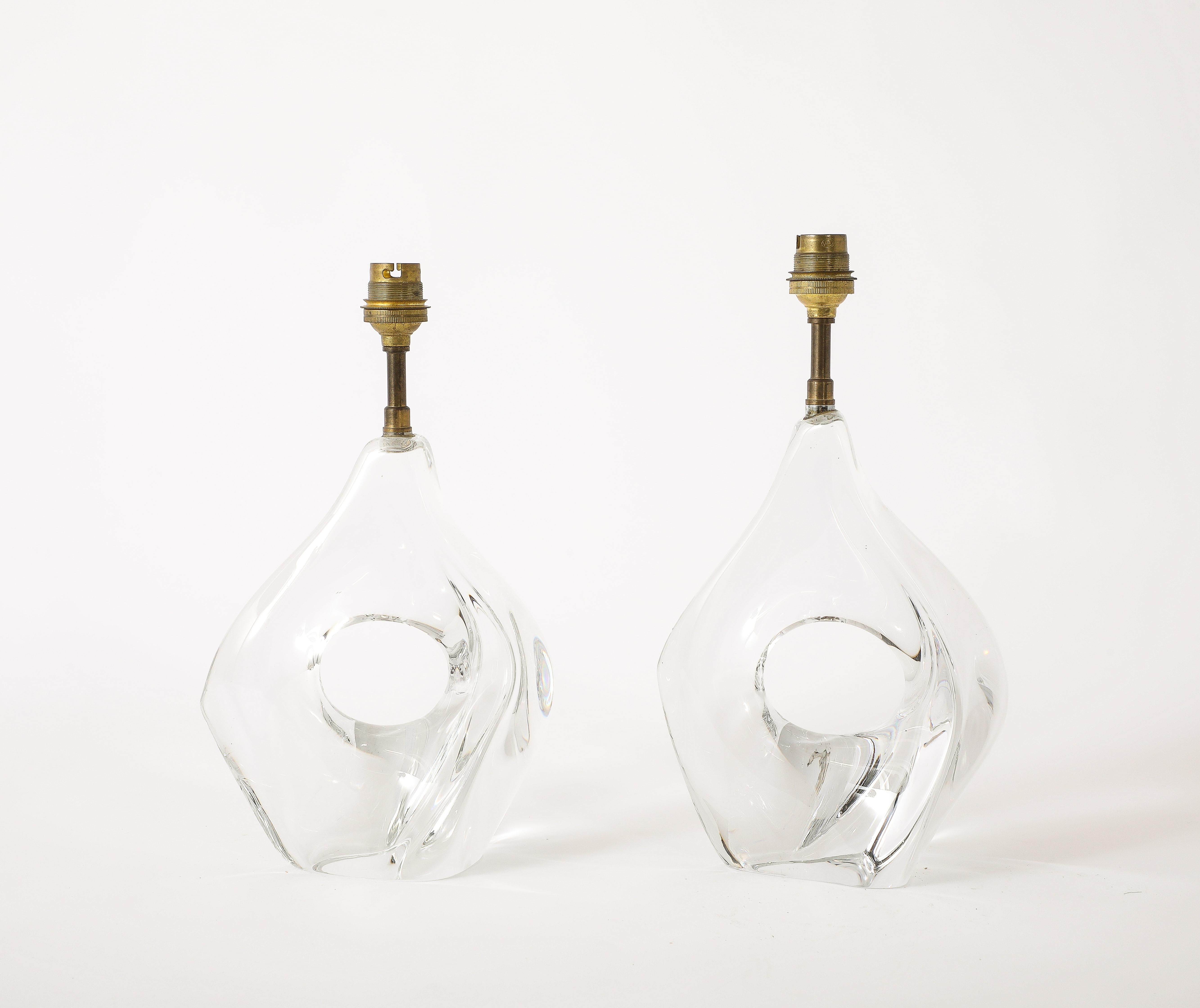 Mid-Century Modern Paire de lampes Daum Crystal, France, années 1960