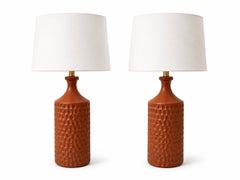 Coppia di lampade da tavolo in ceramica testurizzata “Earthgender” di David Cressey per Robert Maxwell