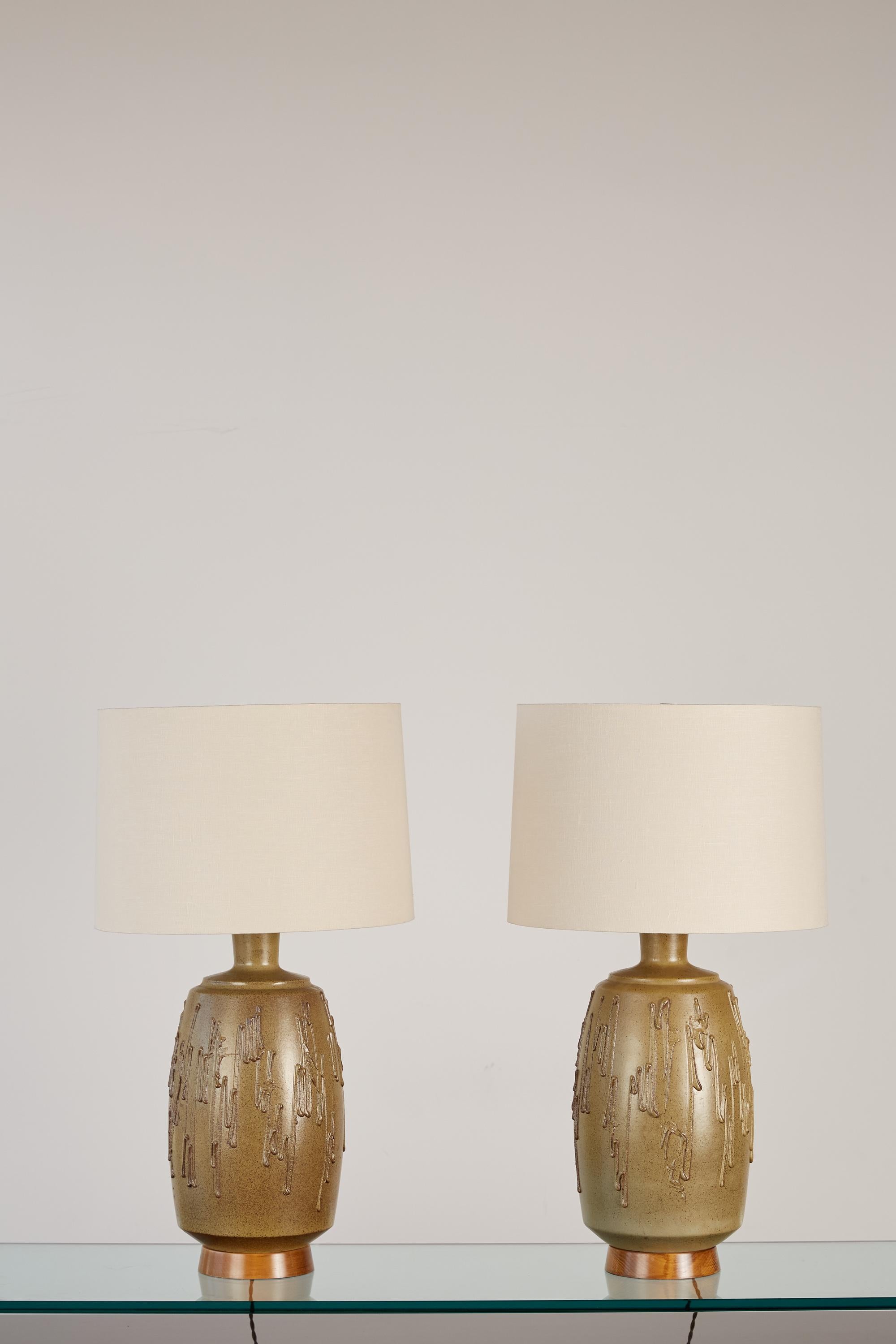 Mid-Century Modern Pair of David Cressey Stoneware Lamps For Sale