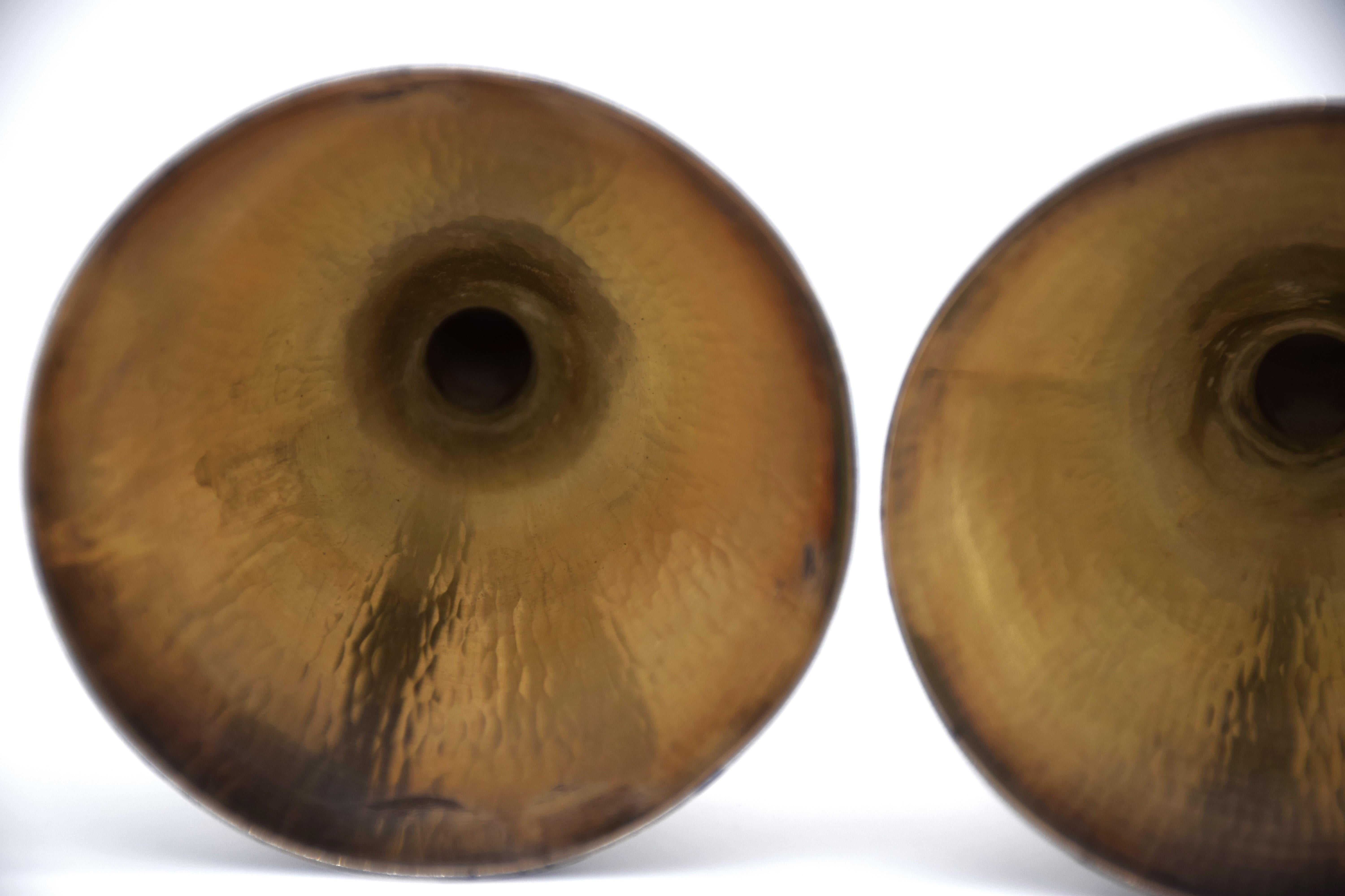 Israeliano Coppia di candelieri in argento David David Gumbel, Judaica moderna, stile Bauhaus in vendita